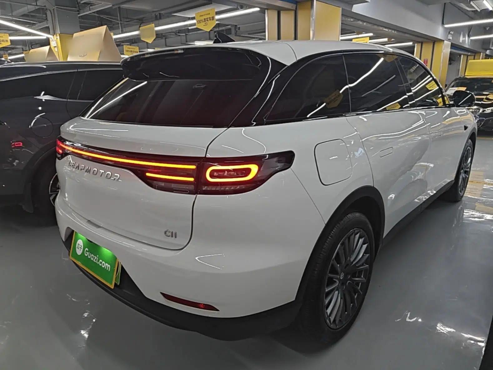 Leapmotor C11 2023 Range-Extended 200 Comfort Edition — миниатюра 6