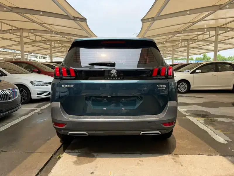 Peugeot 5008 2017 380THP 7-seater Elite Edition — миниатюра 3