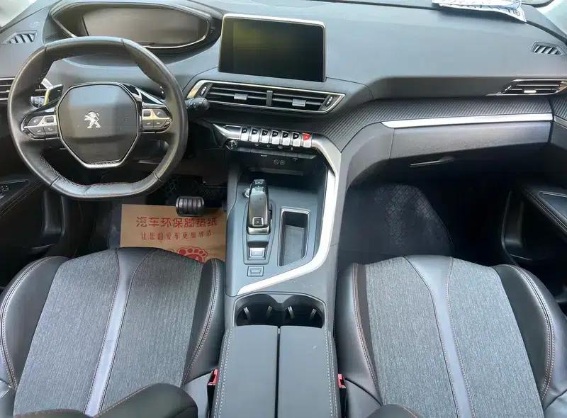 Peugeot 5008 2017 380THP 7-seater Elite Edition — миниатюра 12