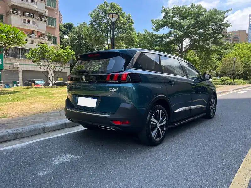 Peugeot 5008 2017 380THP 7-seater Elite Edition — миниатюра 6