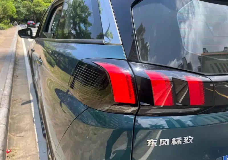 Peugeot 5008 2017 380THP 7-seater Elite Edition — миниатюра 9
