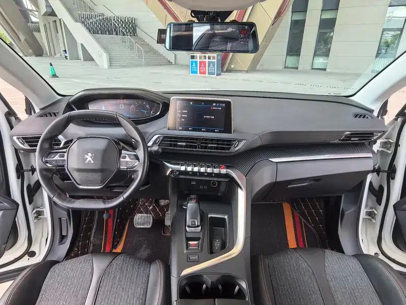 Peugeot 5008 2017 350THP 7-seater Elite Edition — миниатюра 11