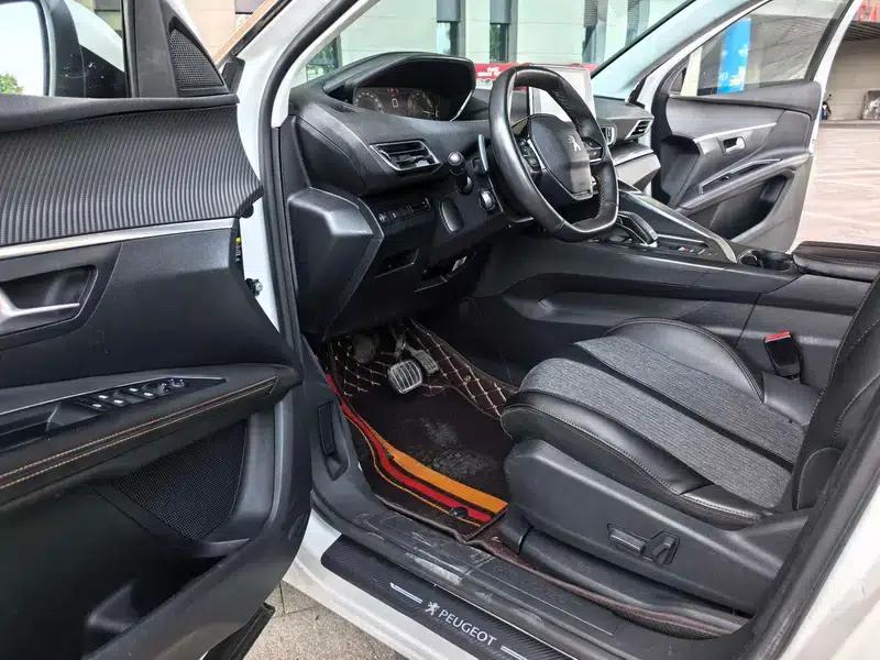 Peugeot 5008 2017 350THP 7-seater Elite Edition — миниатюра 18