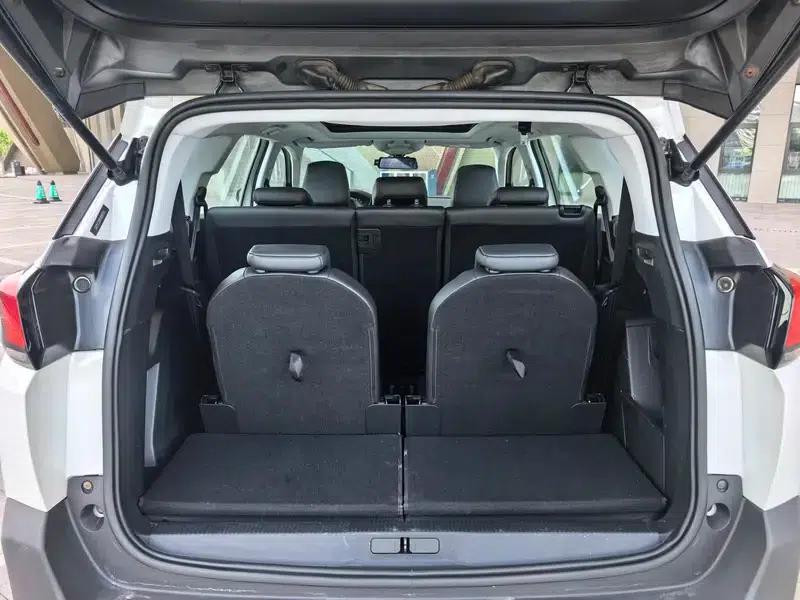 Peugeot 5008 2017 350THP 7-seater Elite Edition — миниатюра 25