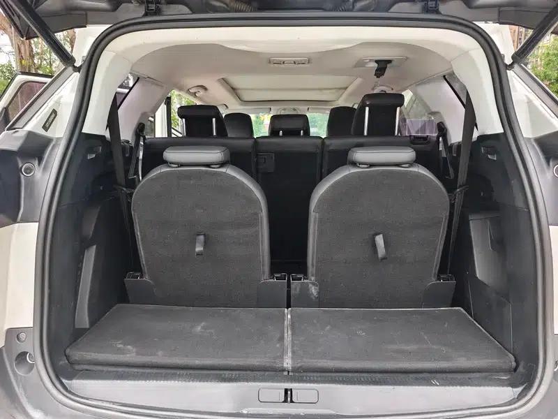 Peugeot 5008 2017 380THP 7-seater Elite Edition — миниатюра 12