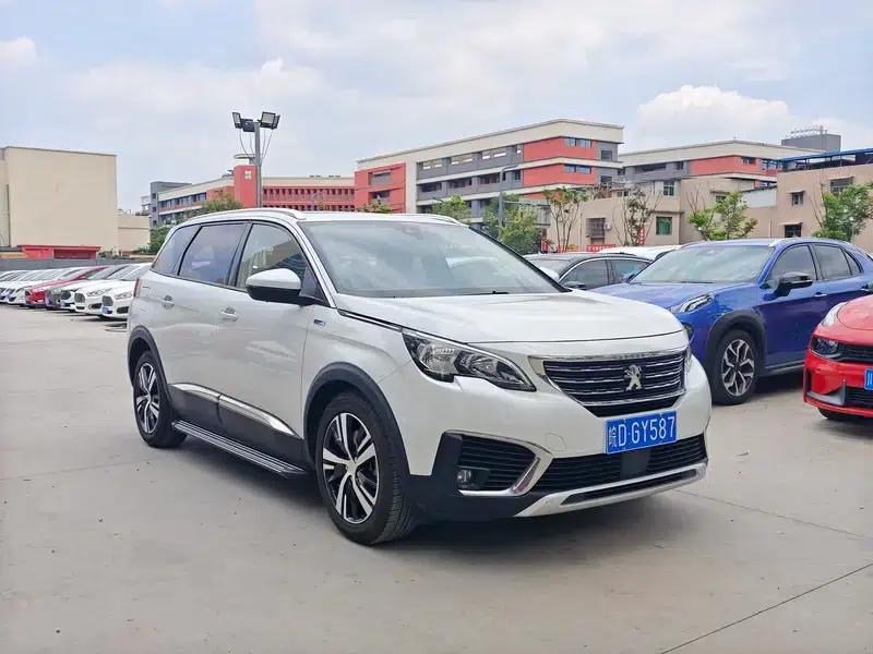 Peugeot 5008 2017 380THP 7-seater Elite Edition — миниатюра 3