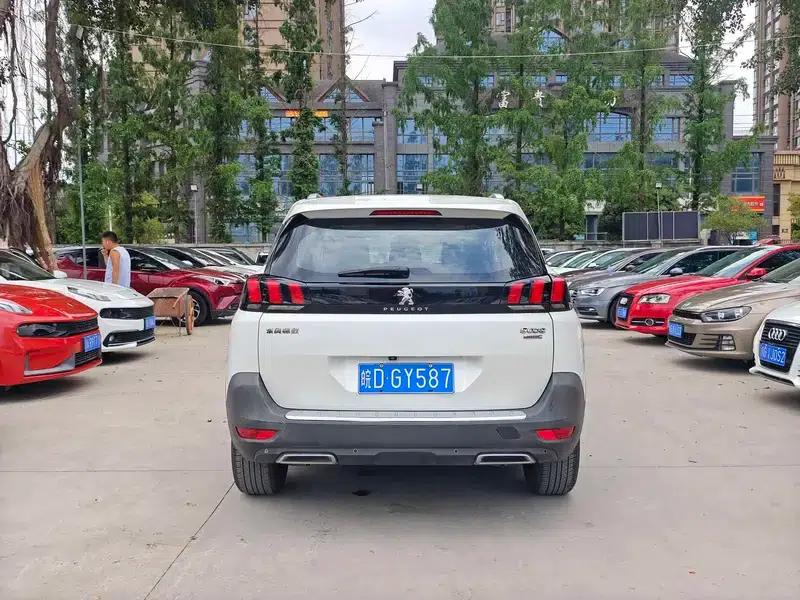 Peugeot 5008 2017 380THP 7-seater Elite Edition — миниатюра 5