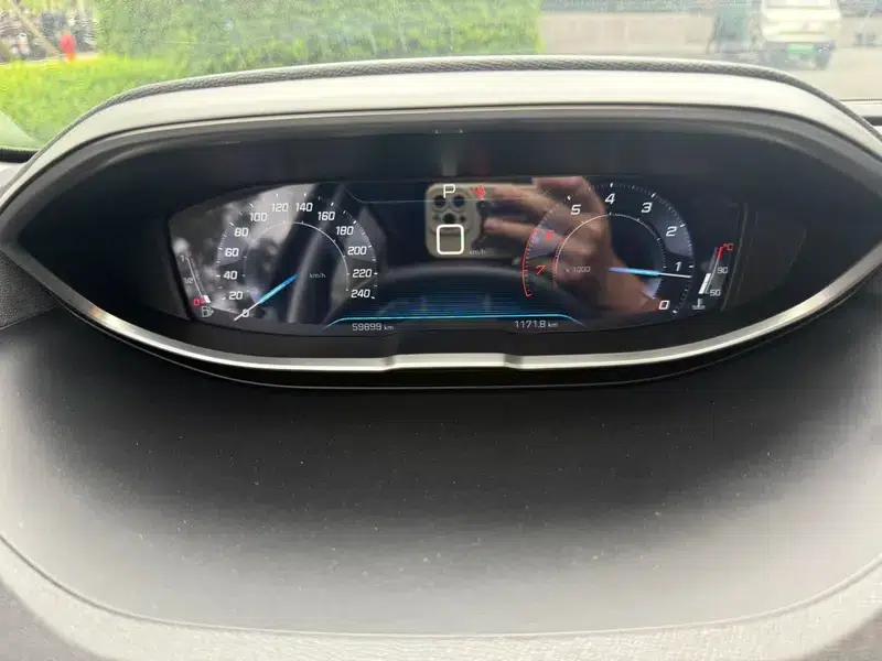 Peugeot 5008 2017 350THP 5-seater Elite Edition — миниатюра 15