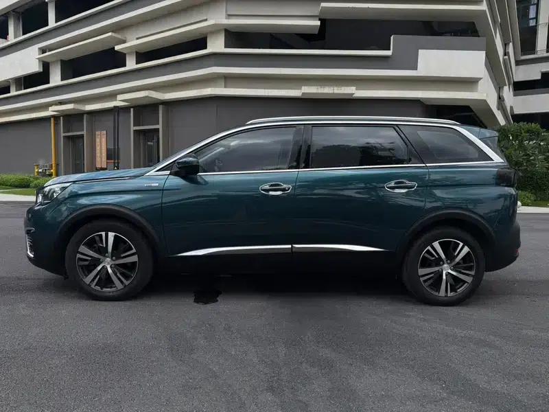 Peugeot 5008 2017 350THP 5-seater Elite Edition — миниатюра 4