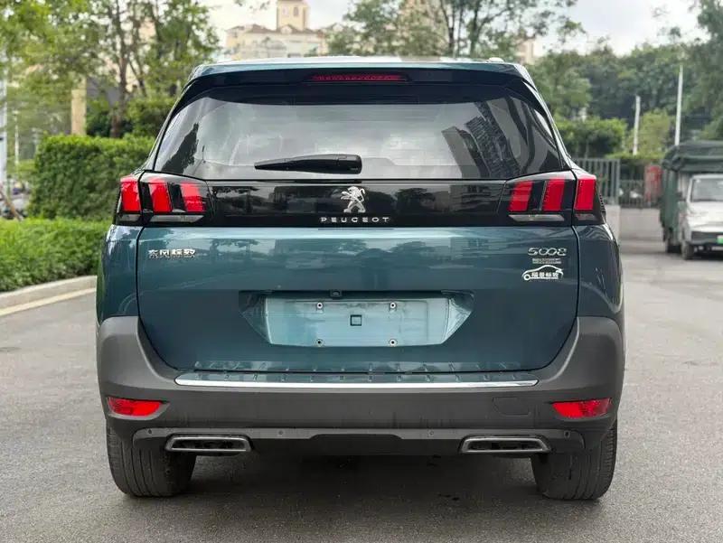 Peugeot 5008 2017 350THP 5-seater Elite Edition — миниатюра 6