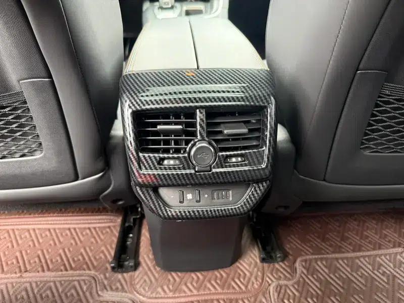 Peugeot 5008 2017 350THP 5-seater Elite Edition — миниатюра 10