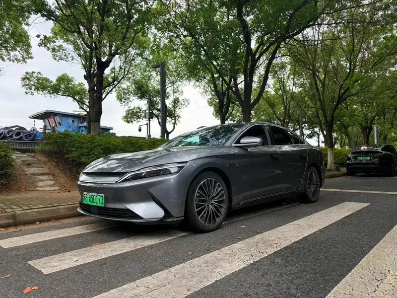 Han EV 2020 Extended Range Premium Edition — миниатюра 1