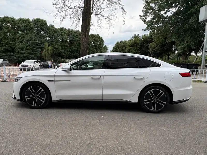 Han EV 2020 Extended Range Premium Edition — миниатюра 4