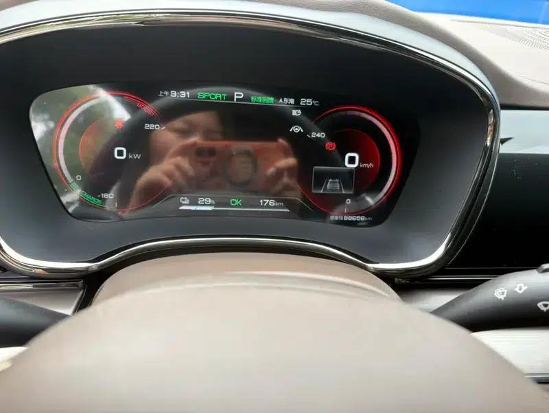 Han EV 2020 Extended Range Premium Edition — миниатюра 10