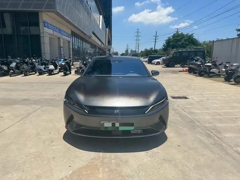 Han EV 2021 Standard Range Luxury Edition — миниатюра 2
