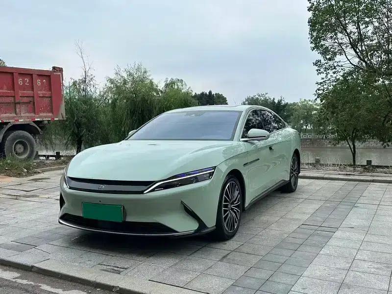 Han EV 2020 Extended Range Premium Edition — миниатюра 1