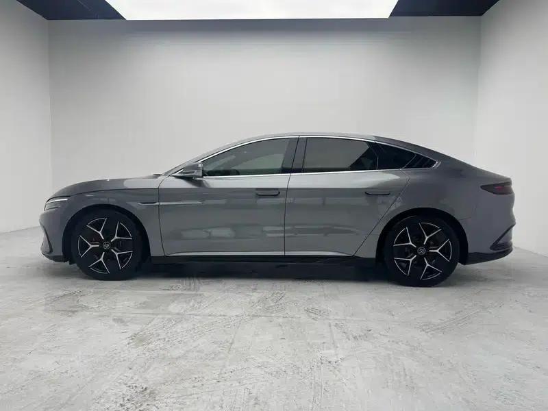 Han EV 2022 Genesis Edition 715KM Deluxe Model — миниатюра 4