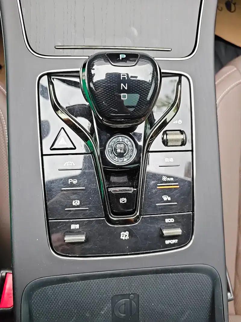 Han EV 2020 All-Wheel Drive High-Performance Flagship Edition — миниатюра 11