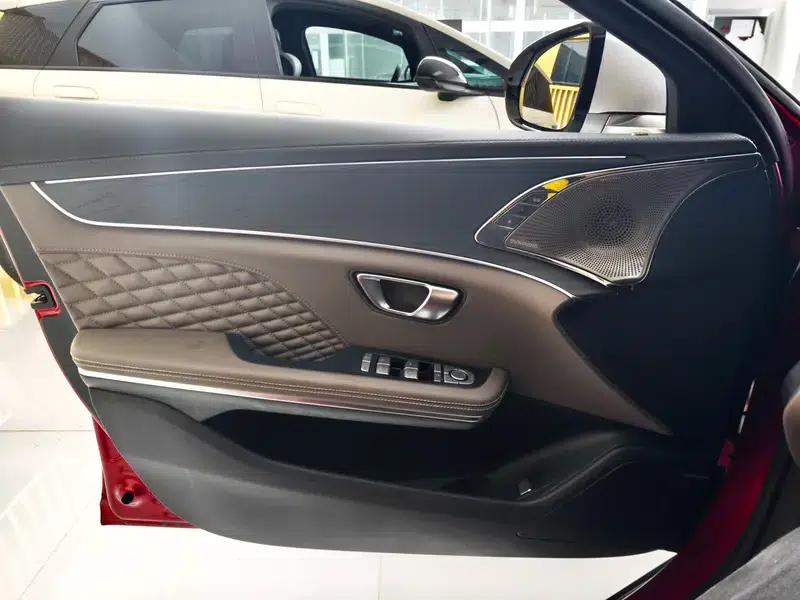 Han EV 2022 Genesis Edition 610KM 4WD Premium — миниатюра 9
