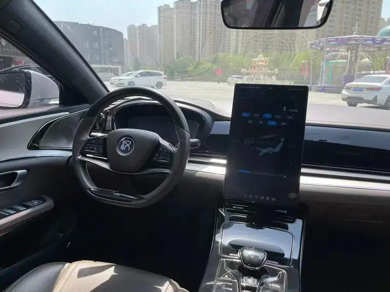 Han EV 2020 Extended Range Luxury Edition — миниатюра 8