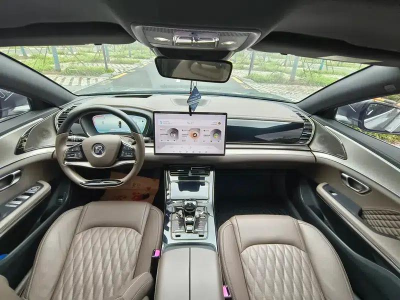 Han EV 2022 Genesis Edition 715KM Deluxe Model — миниатюра 16