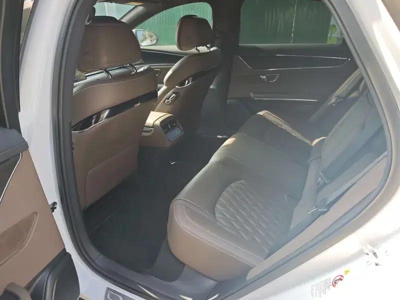Han EV 2020 Extended Range Luxury Edition — миниатюра 17