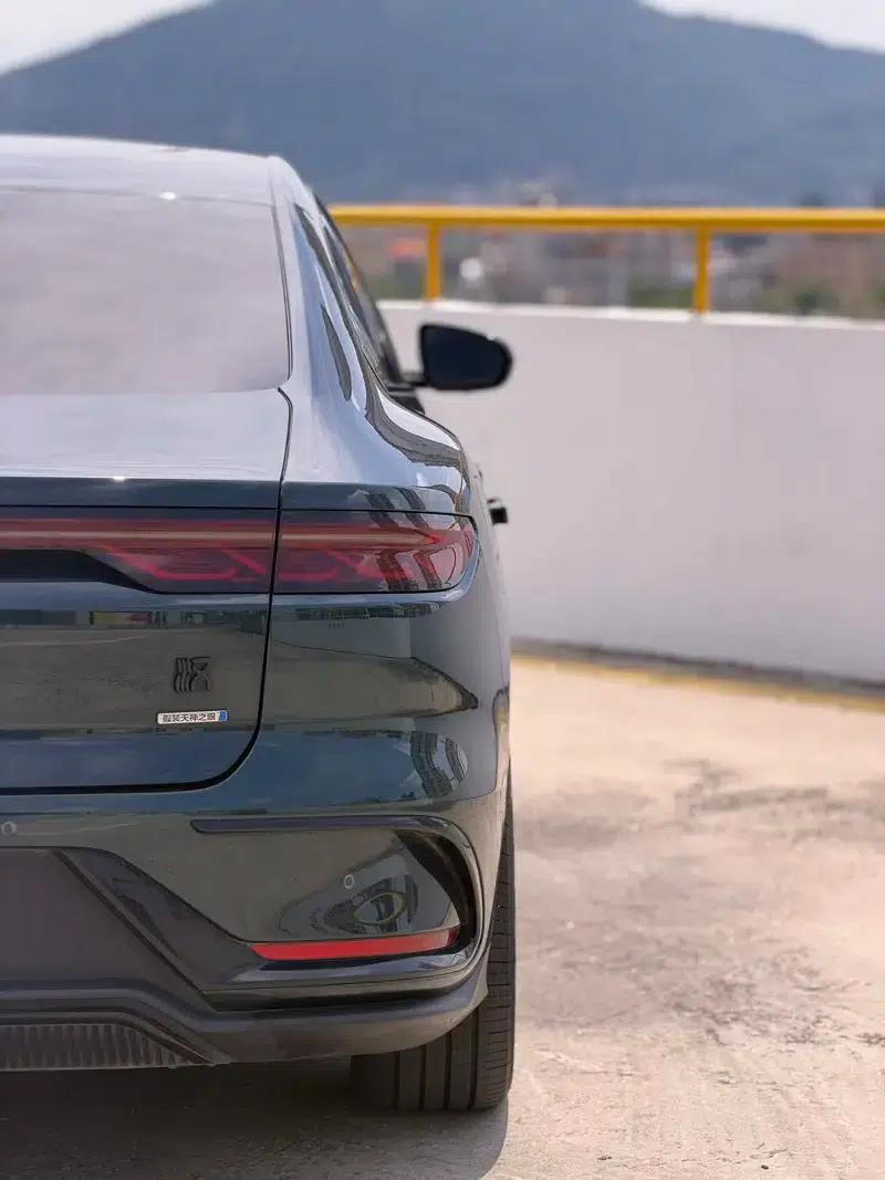 Han EV 2022 610KM 4WD Thousand Mountains Green Limited Edition — миниатюра 11