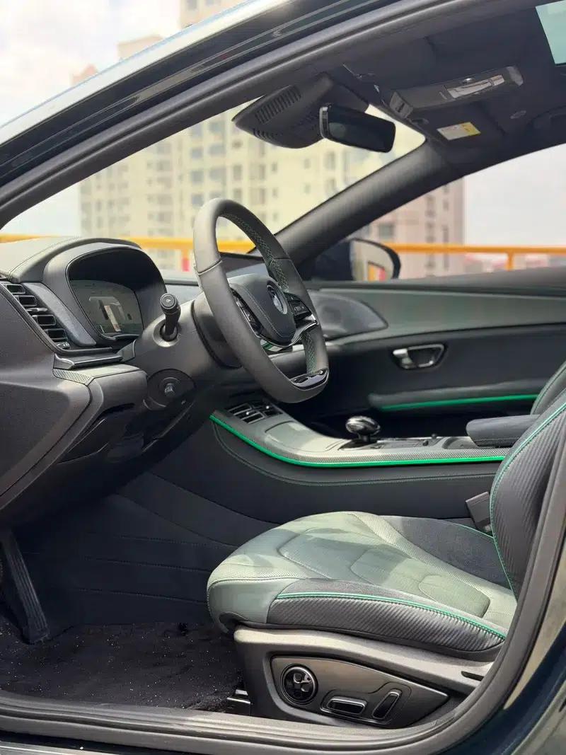 Han EV 2022 610KM 4WD Thousand Mountains Green Limited Edition — миниатюра 16