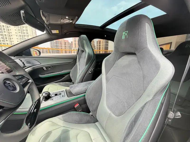 Han EV 2022 610KM 4WD Thousand Mountains Green Limited Edition — миниатюра 17