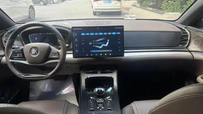 Han EV 2021 Standard Range Luxury Edition — миниатюра 6