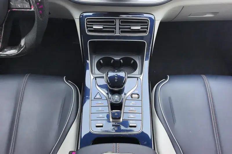 Qin PLUS DM 2021 DM-i 55KM Flagship Edition — миниатюра 13
