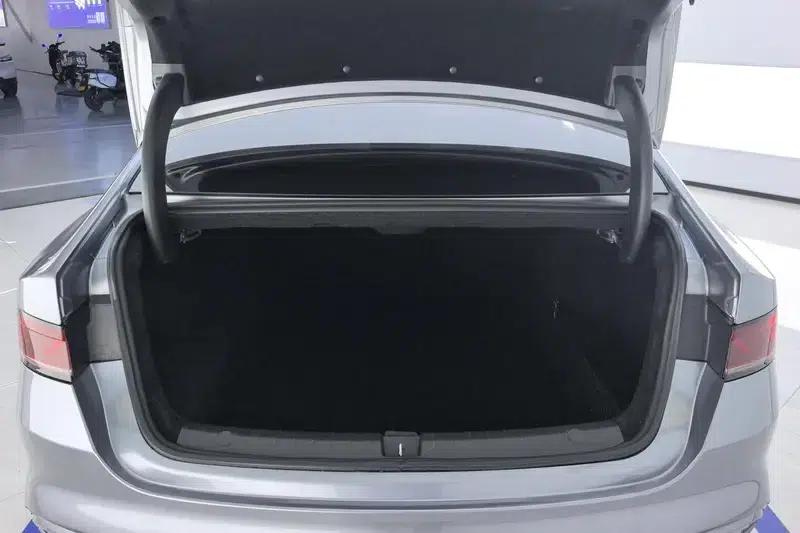 Qin PLUS DM 2021 DM-i 55KM Flagship Edition — миниатюра 17