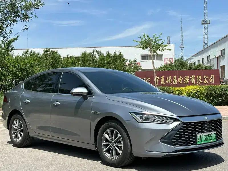 Qin PLUS DM 2024 Glory Edition DM-i 55KM Leading Model — миниатюра 3