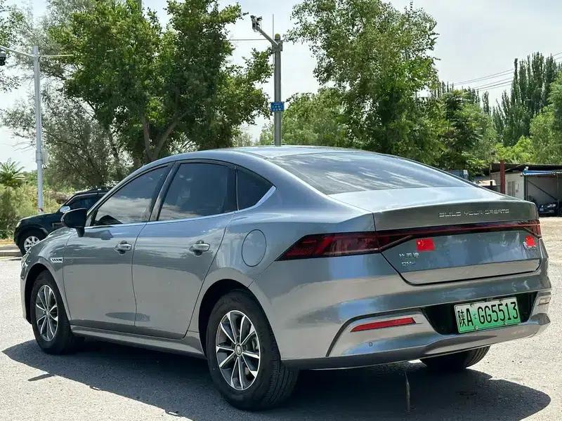 Qin PLUS DM 2024 Glory Edition DM-i 55KM Leading Model — миниатюра 4