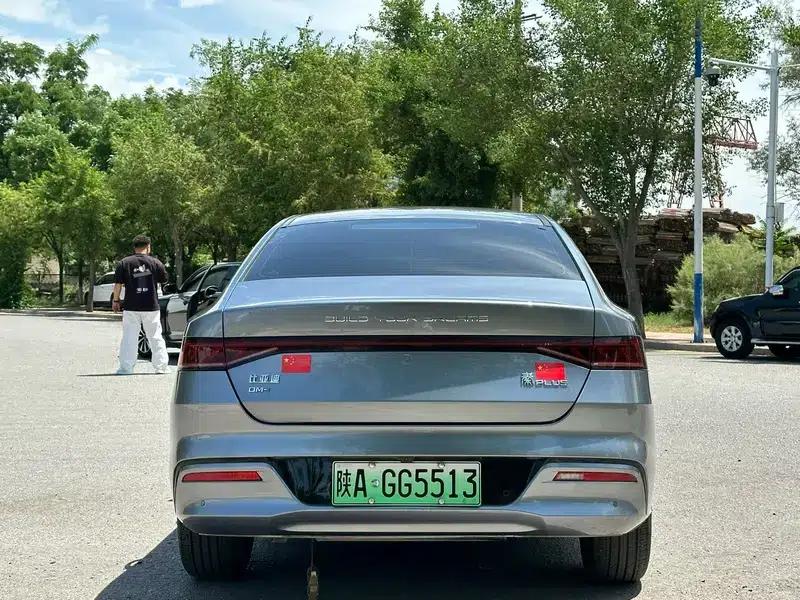 Qin PLUS DM 2024 Glory Edition DM-i 55KM Leading Model — миниатюра 5