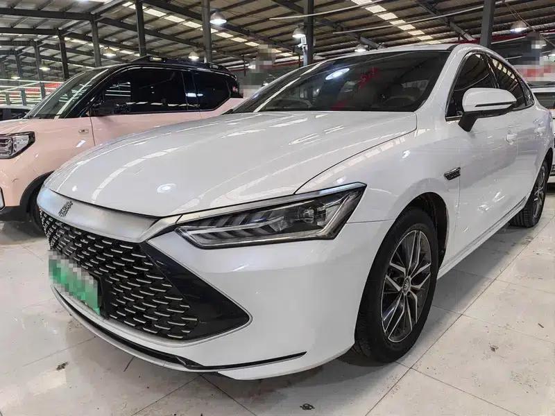 Qin PLUS DM 2023 DM-i Champion Edition 55KM Superior Model — миниатюра 1