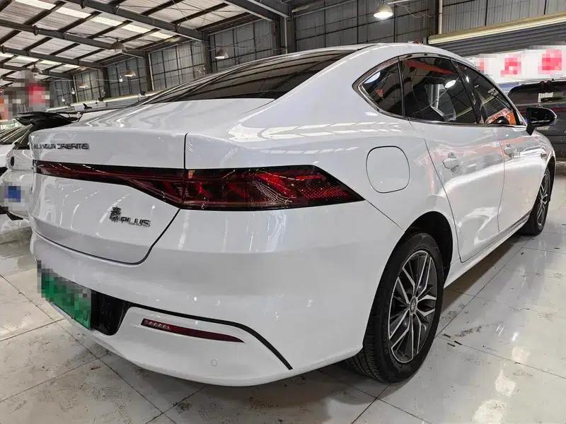 Qin PLUS DM 2023 DM-i Champion Edition 55KM Superior Model — миниатюра 5