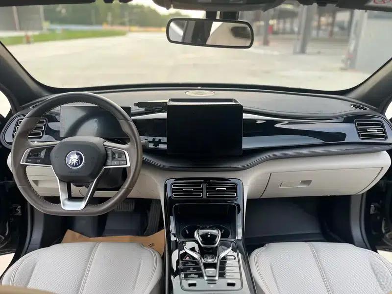 Qin PLUS DM 2023 DM-i Champion Edition 55KM Leading Model — миниатюра 11