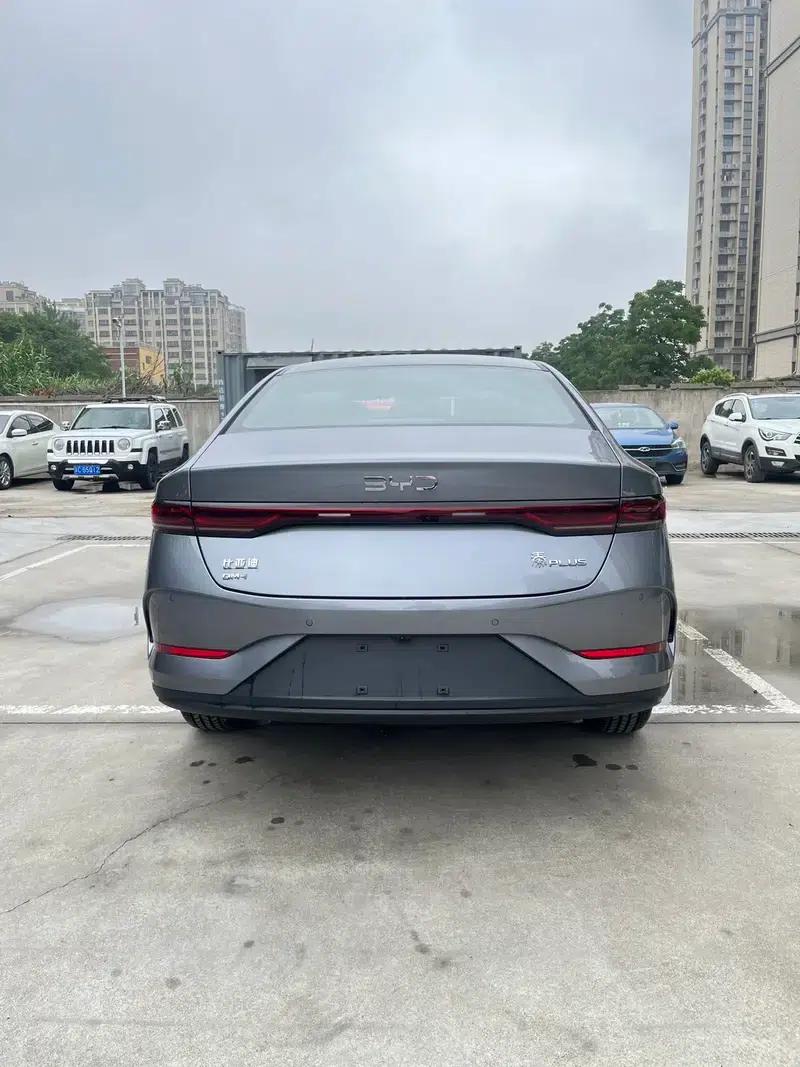 Qin PLUS DM 2026 DM-i 128KM Progressive Edition — миниатюра 5