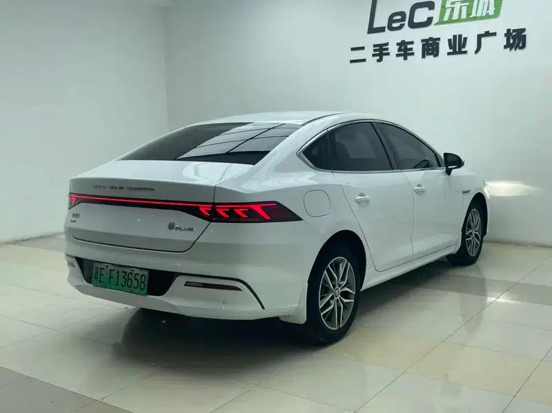 Qin PLUS DM 2023 DM-i Champion Edition 120KM Super Model — миниатюра 5