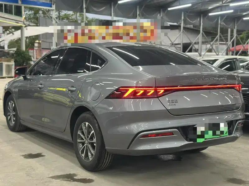 Qin PLUS DM 2023 DM-i Champion Edition 55KM Leading Model — миниатюра 4