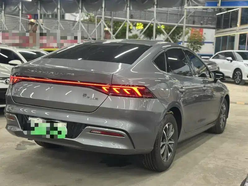 Qin PLUS DM 2023 DM-i Champion Edition 55KM Leading Model — миниатюра 6