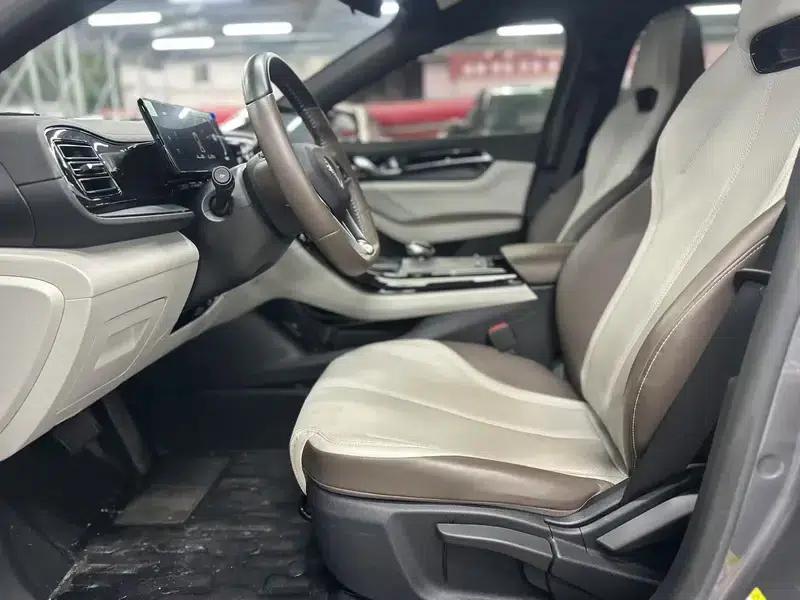 Qin PLUS DM 2023 DM-i Champion Edition 55KM Leading Model — миниатюра 8