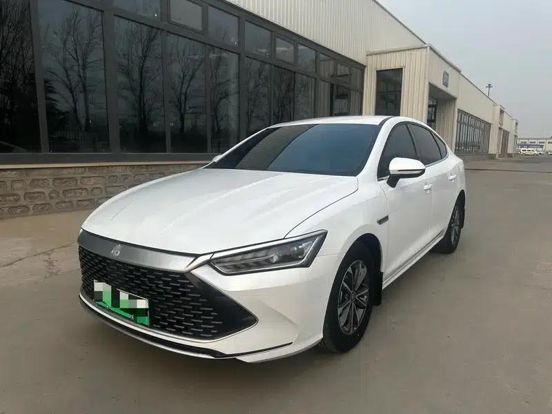 Qin PLUS DM 2024 Glory Edition DM-i 55KM Leading Model — миниатюра 1