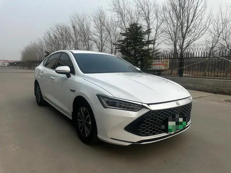 Qin PLUS DM 2024 Glory Edition DM-i 55KM Leading Model — миниатюра 3