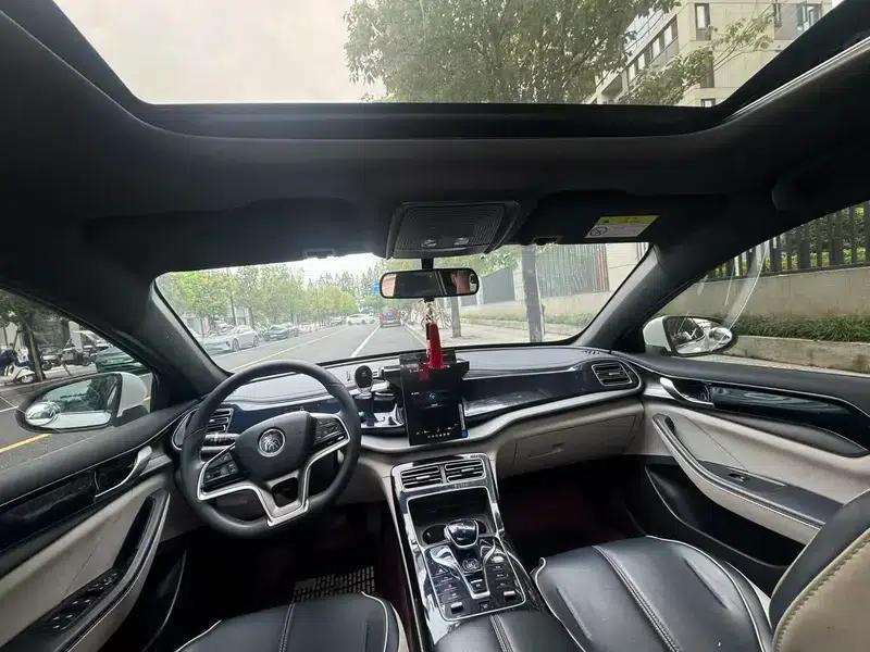 Qin PLUS EV 2023 500KM Travel Edition — миниатюра 6