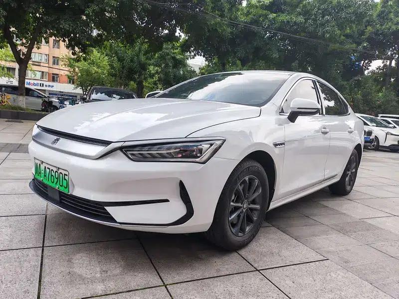 Qin PLUS EV 2025 510KM Travel Edition — миниатюра 1