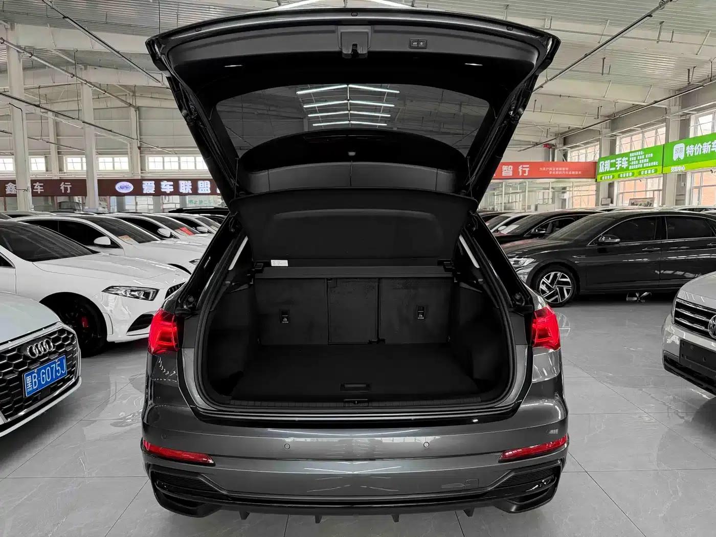 Audi Q3 2022 35 TFSI Fashion Dynamic Edition — миниатюра 19