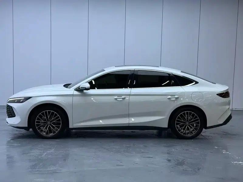 Qin L DM 2024 DM-i 120KM Excellent Edition — миниатюра 4