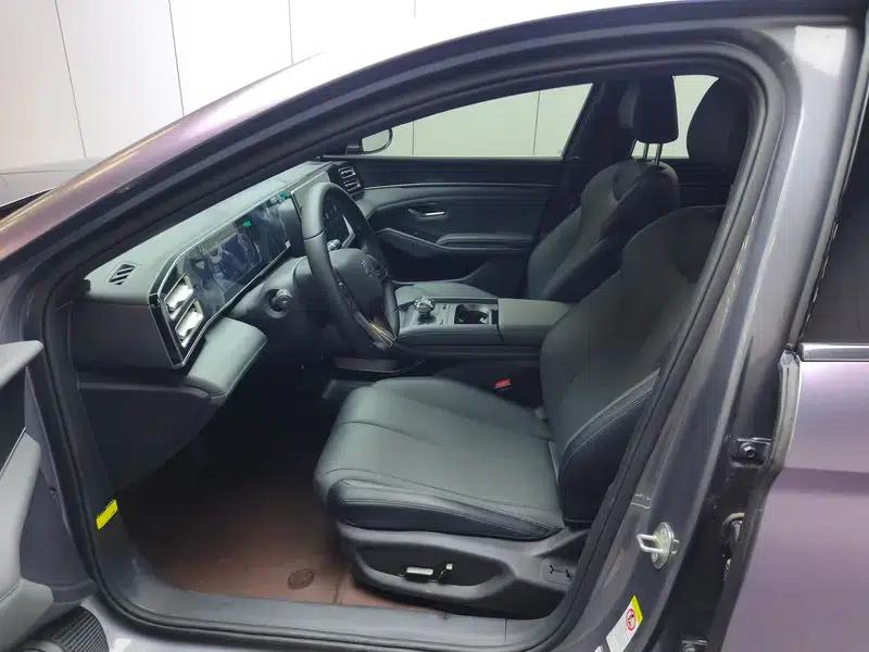 Qin L DM 2024 DM-i 120KM Super Edition — миниатюра 12